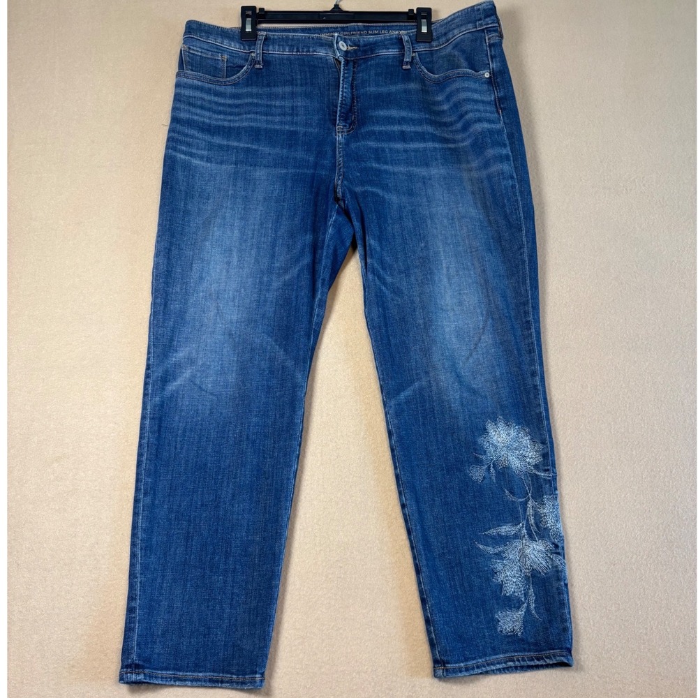 Chico's So Slimming Girlfriend Slim Leg Ankle Jeans Embroidered Denim 16R 3R